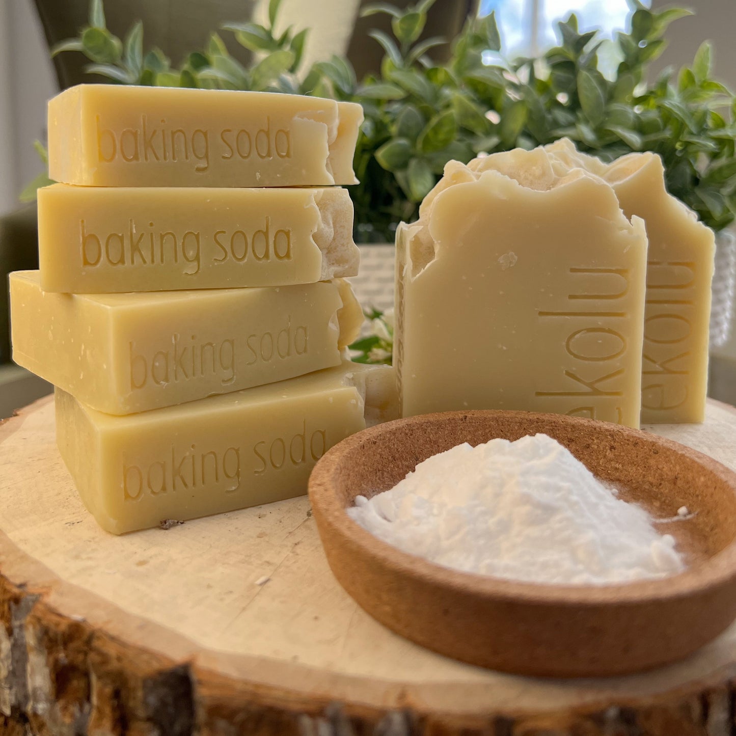 BAKING SODA - tea tree, lime, lavender